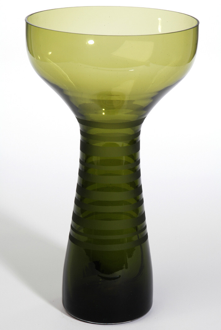 VASE OUVERT EN HAUT L VERT F.35X20